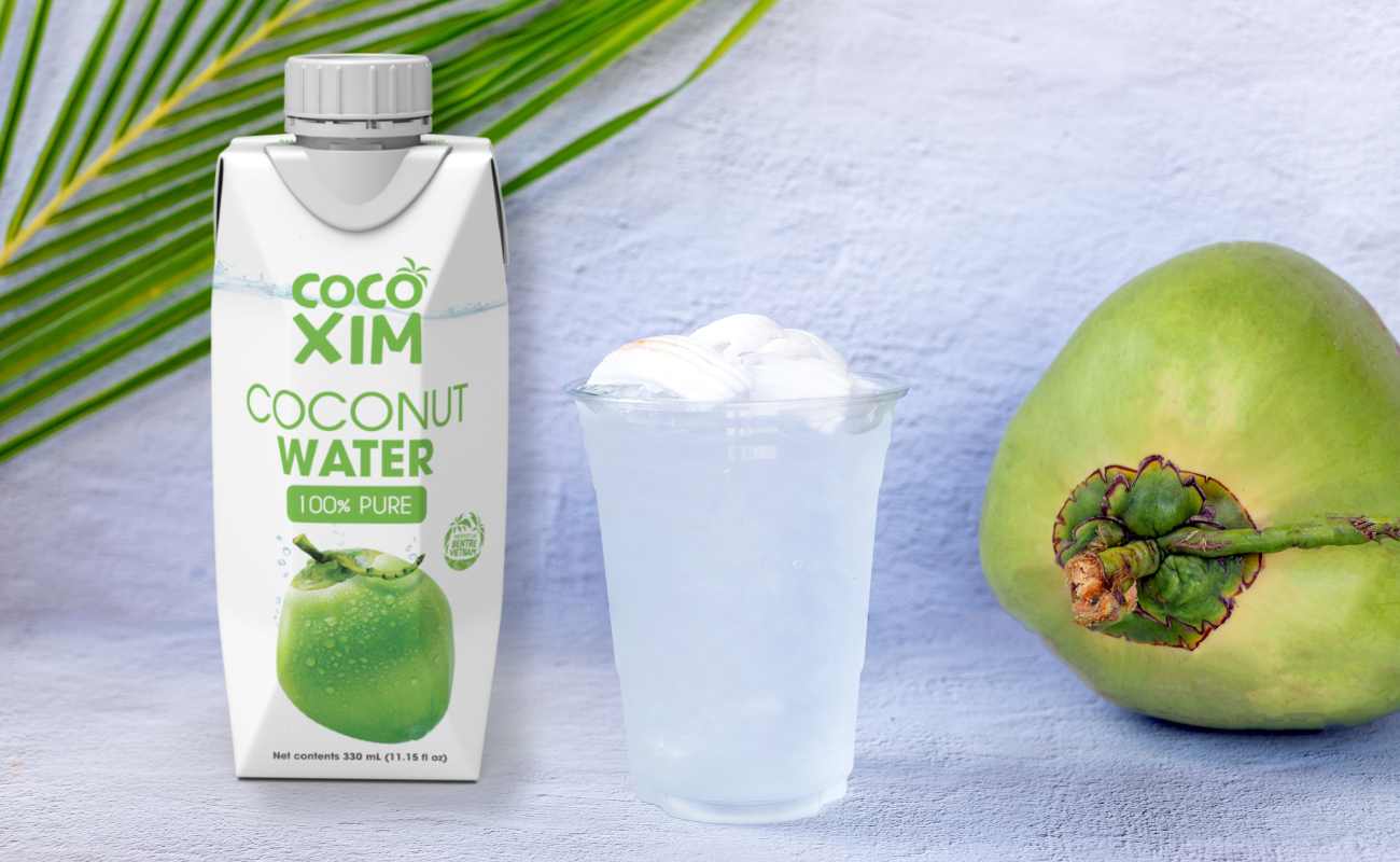 Hydrering med kokosvand: Fordelene ved at drikke kokosvand efter træning blogindlæg 1300x800